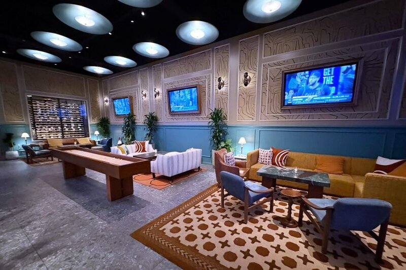 digital-finance-pexels