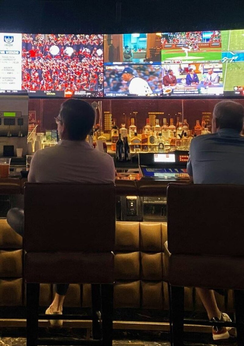 {reading-opponents-visual}